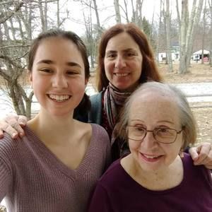 Meet your Posher, Hannah